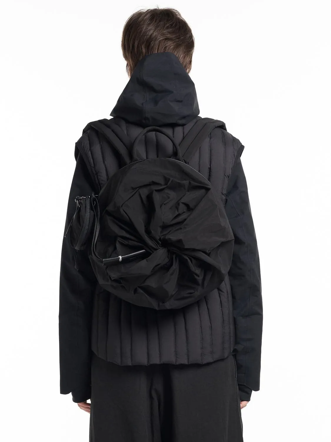Adria Smooth Black
