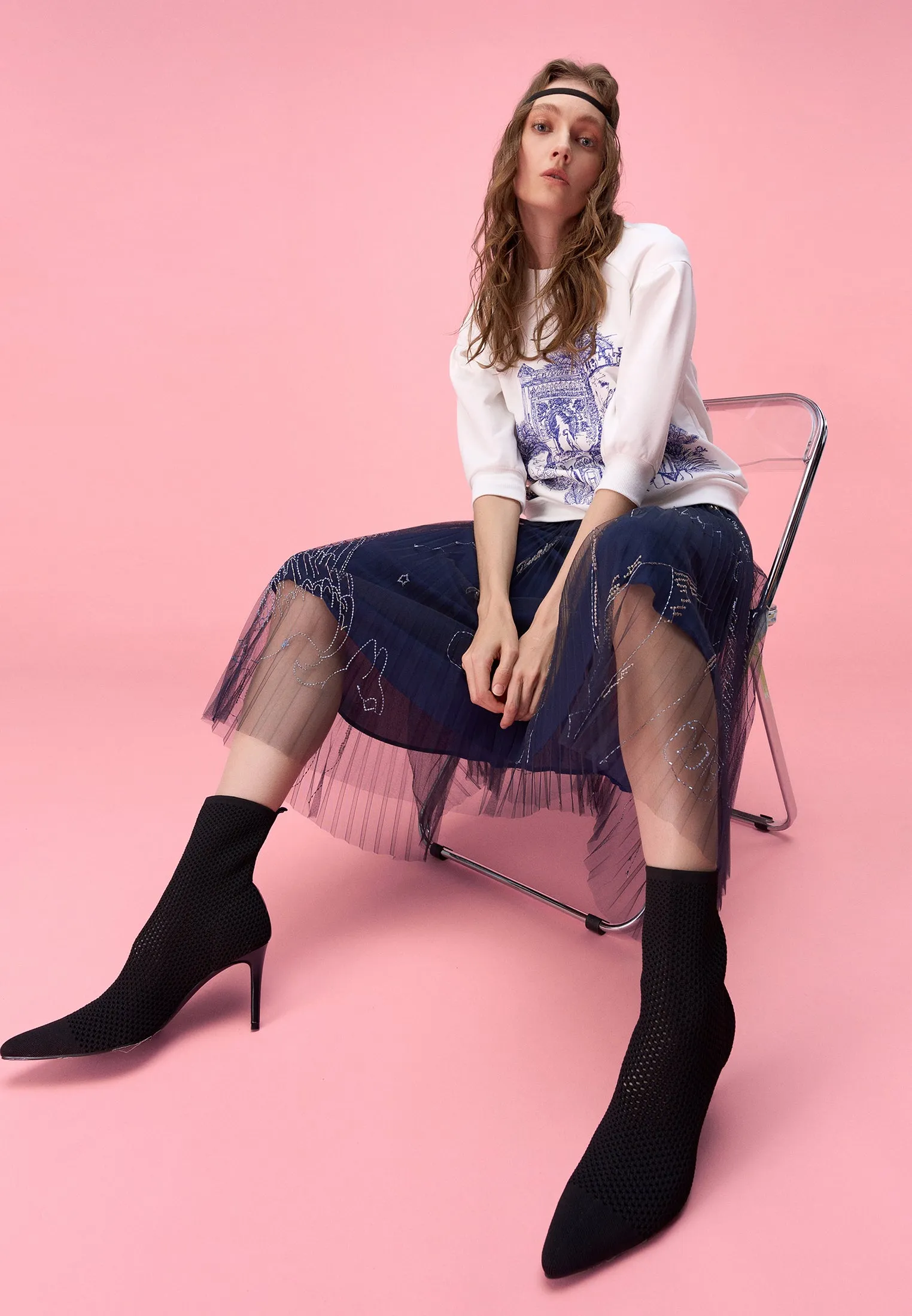 Blue Print Lineart White Mid-sleeves Sweatshirt