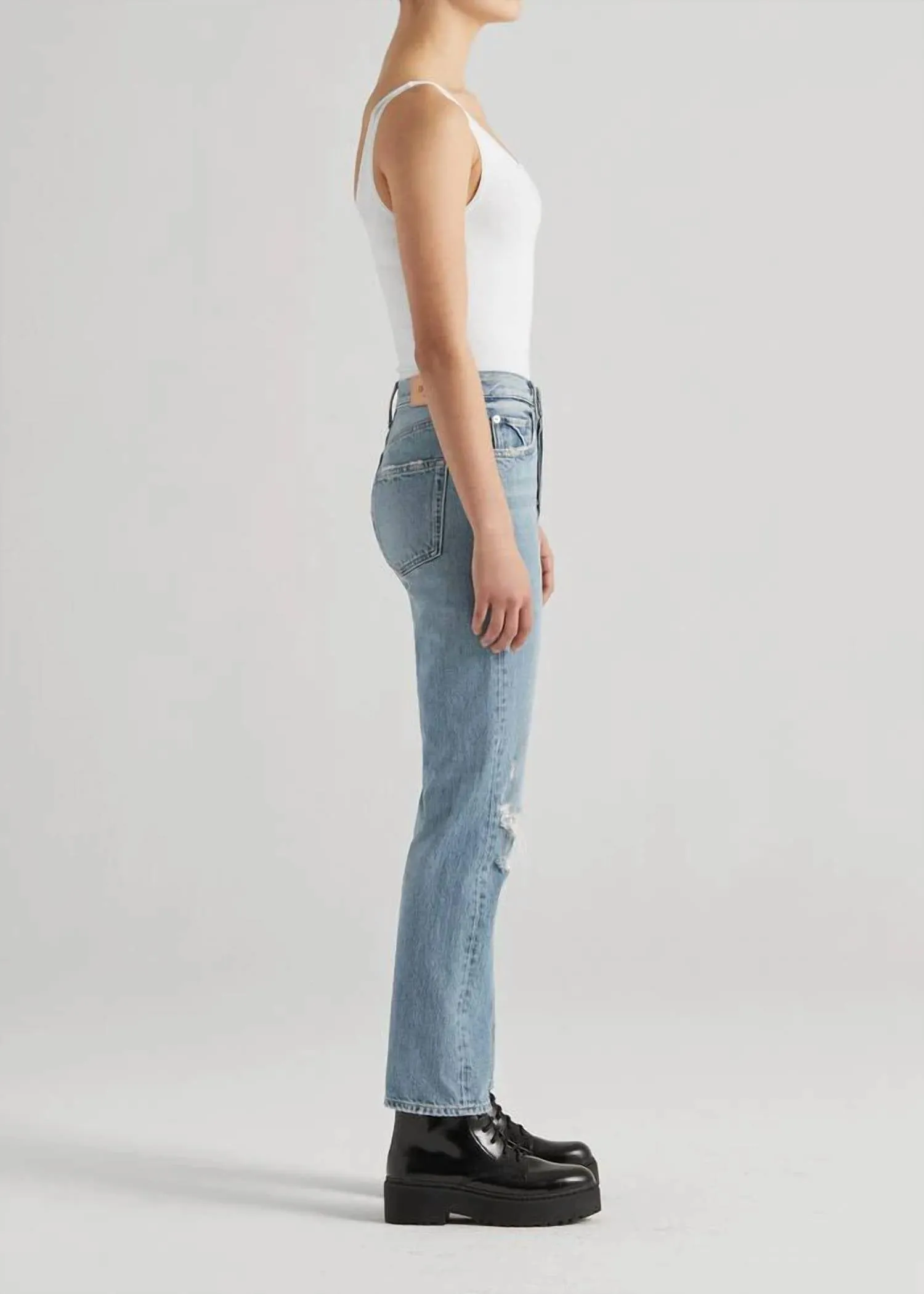 Cai Classic Straight Jeans In Slayer