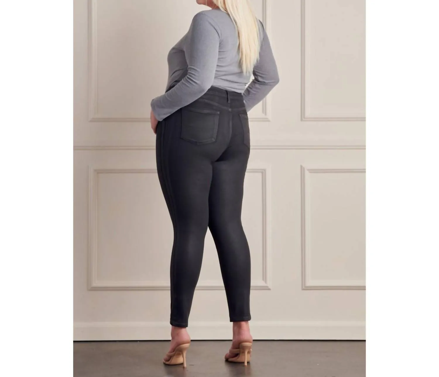 Coated Super Skinny Jeans - Plus In Black