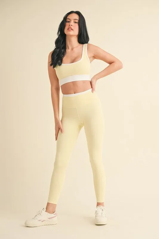 Contrast Square Neck Sports Bra