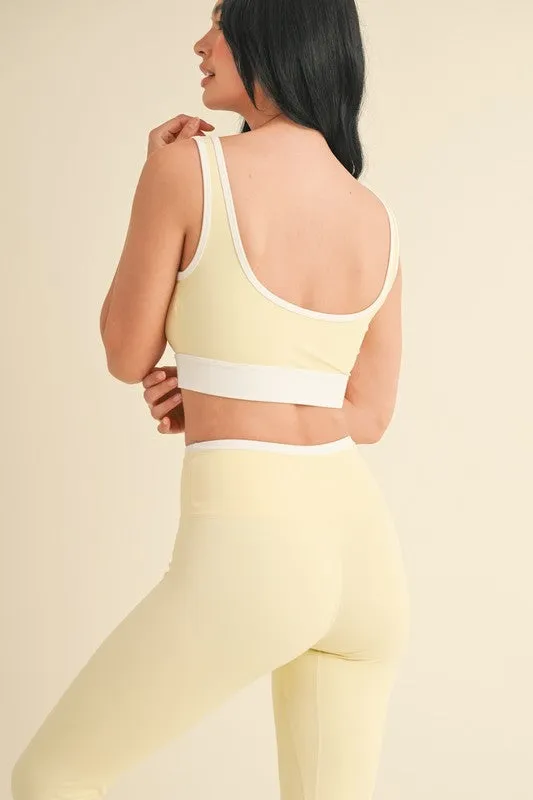 Contrast Square Neck Sports Bra