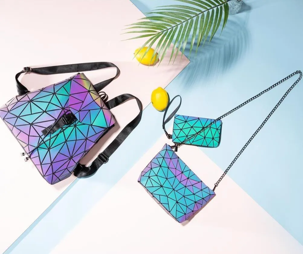 Geometric luminous set