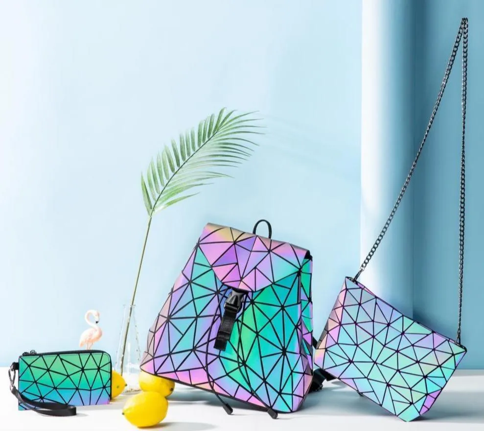 Geometric luminous set