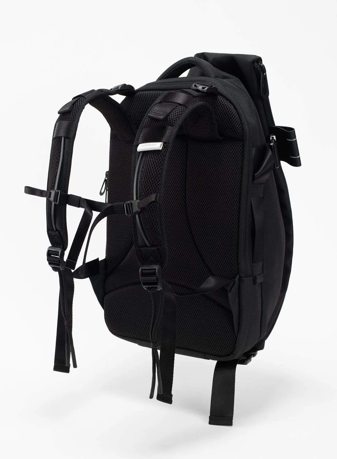 Isar Air Black