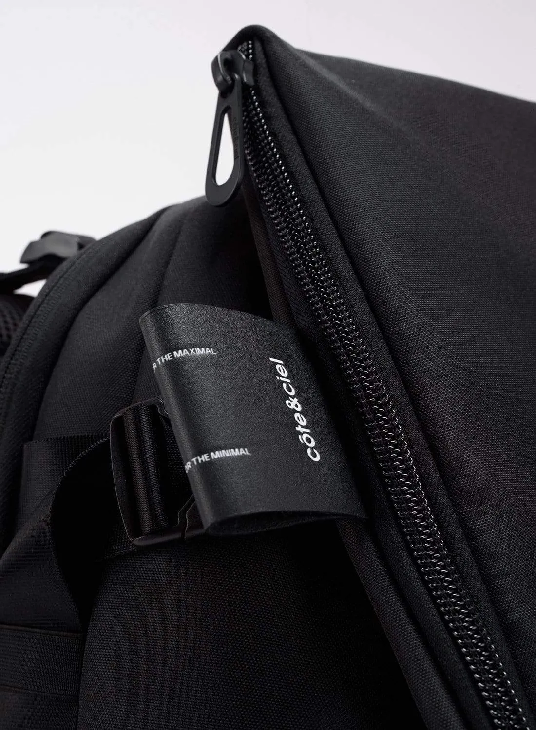 Isar Air Black
