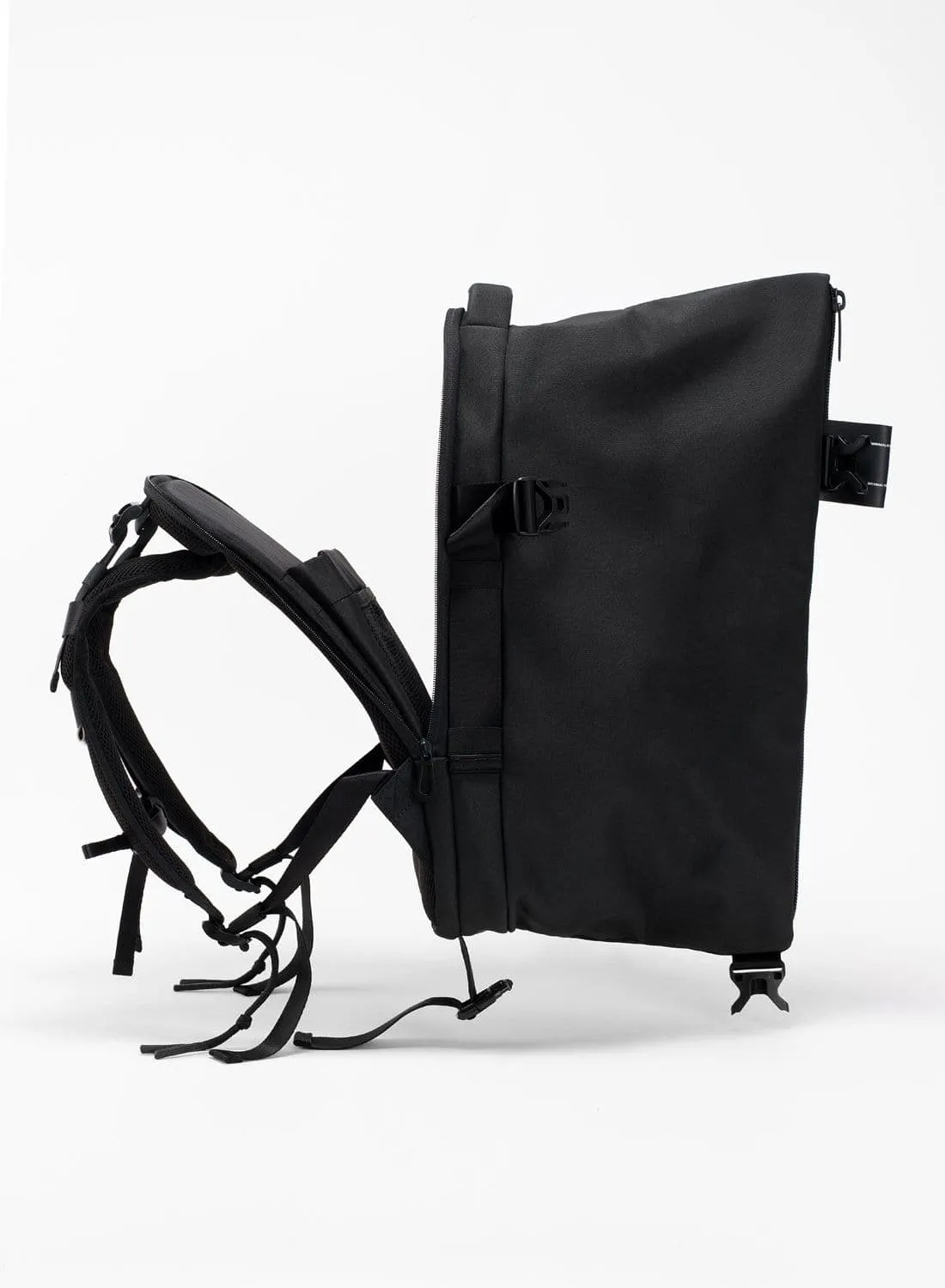 Isar Air Black