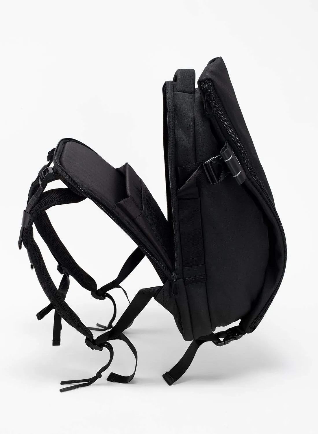 Isar Air Black
