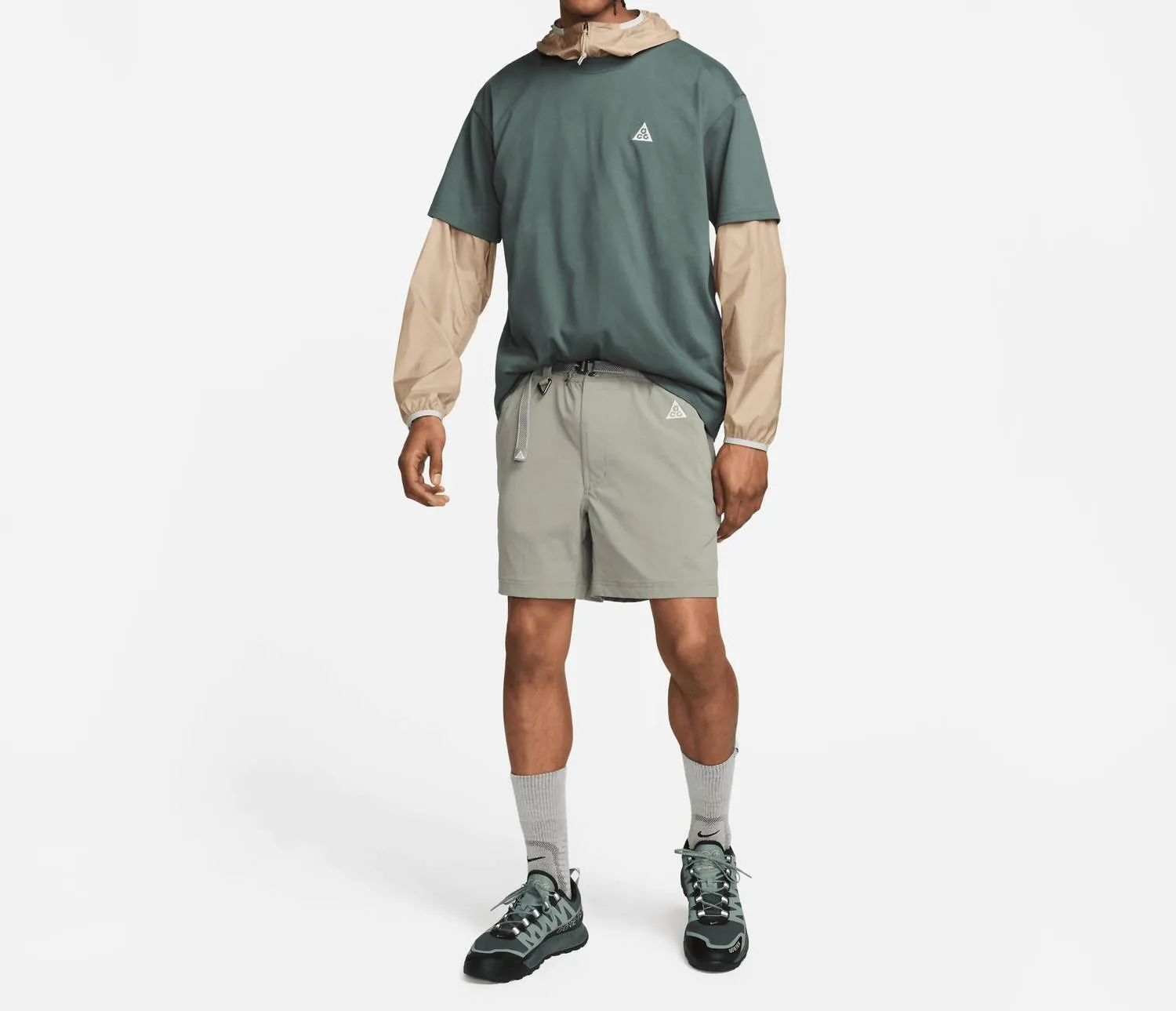 Men's Acg Hiking Shorts In Dark Stucco/summit White