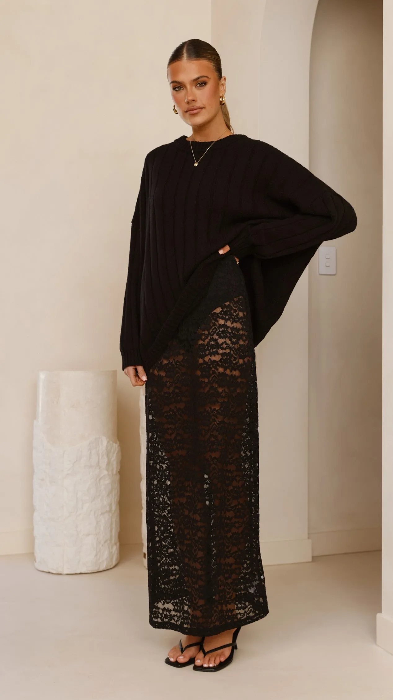 Naiva Oversized Knit - Black