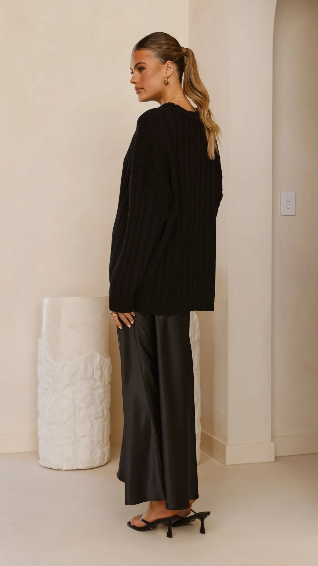 Naiva Oversized Knit - Black