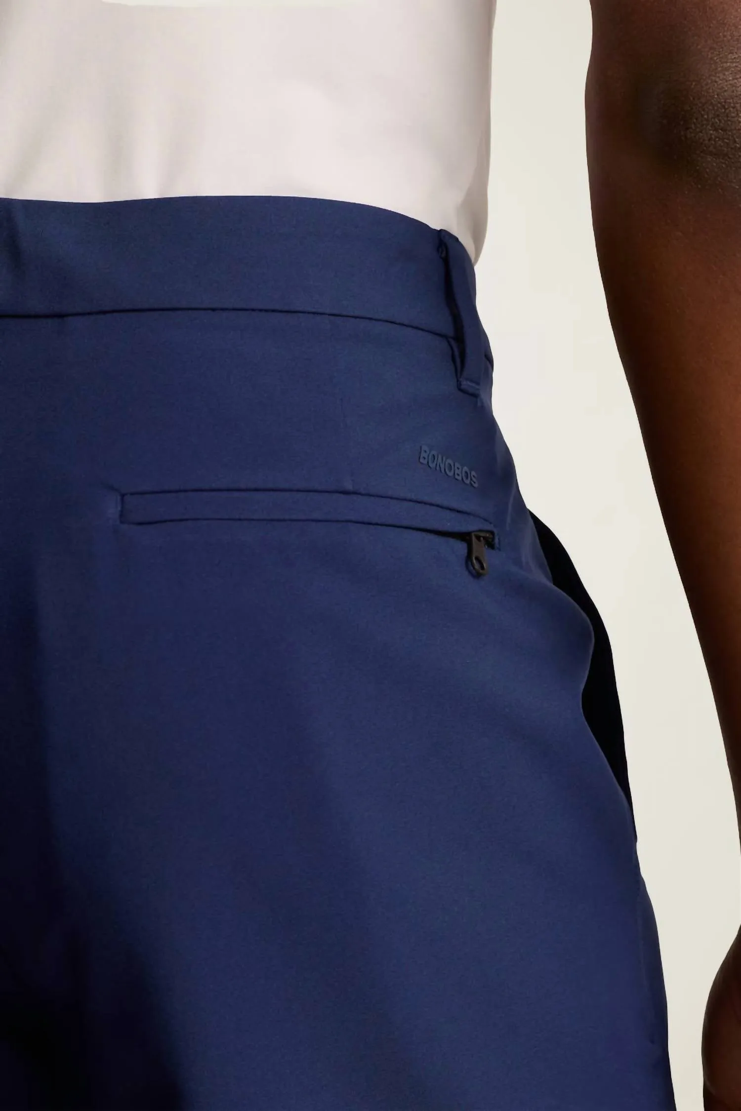 Performance Link Shorts In Navy