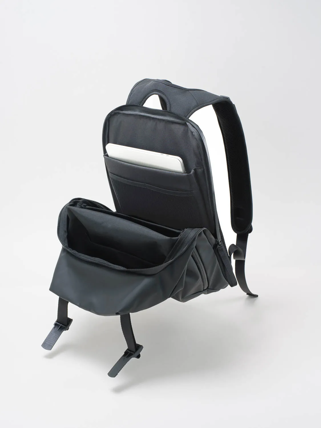 Saru Obsidian Black
