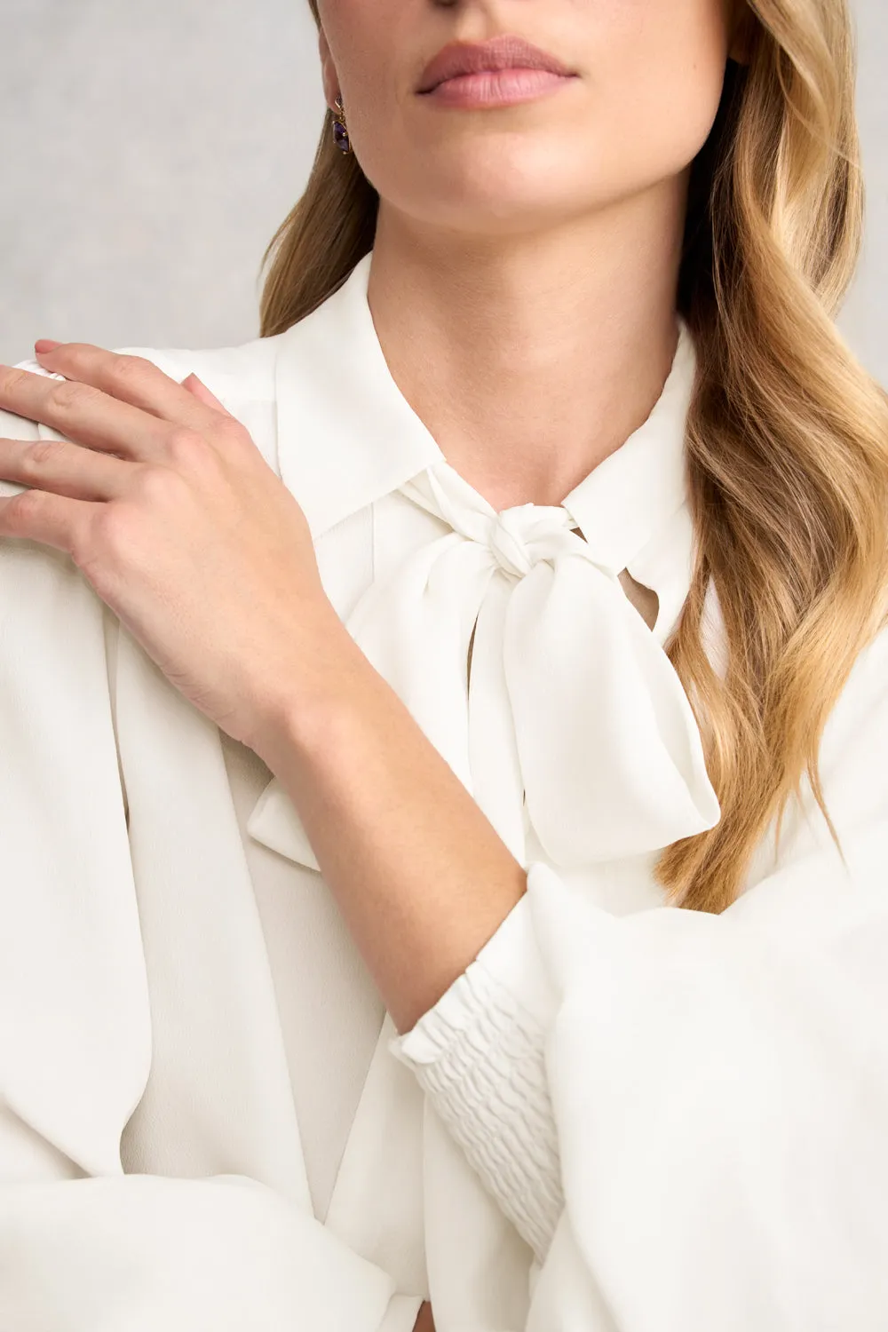Silk Blend Shirt With Tie - Cream