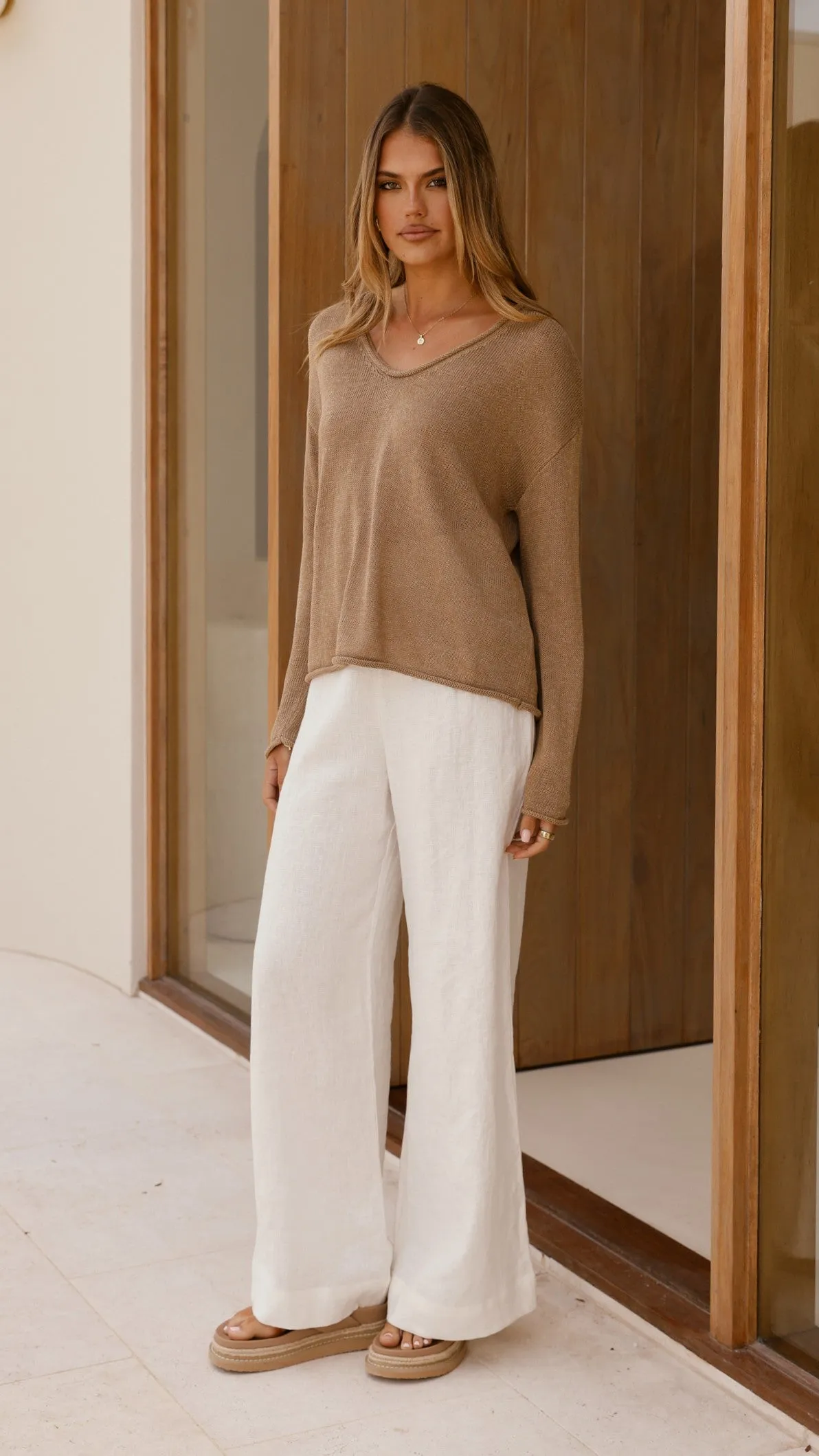 Spring Scoop Neck Long Sleeve Top - Taupe