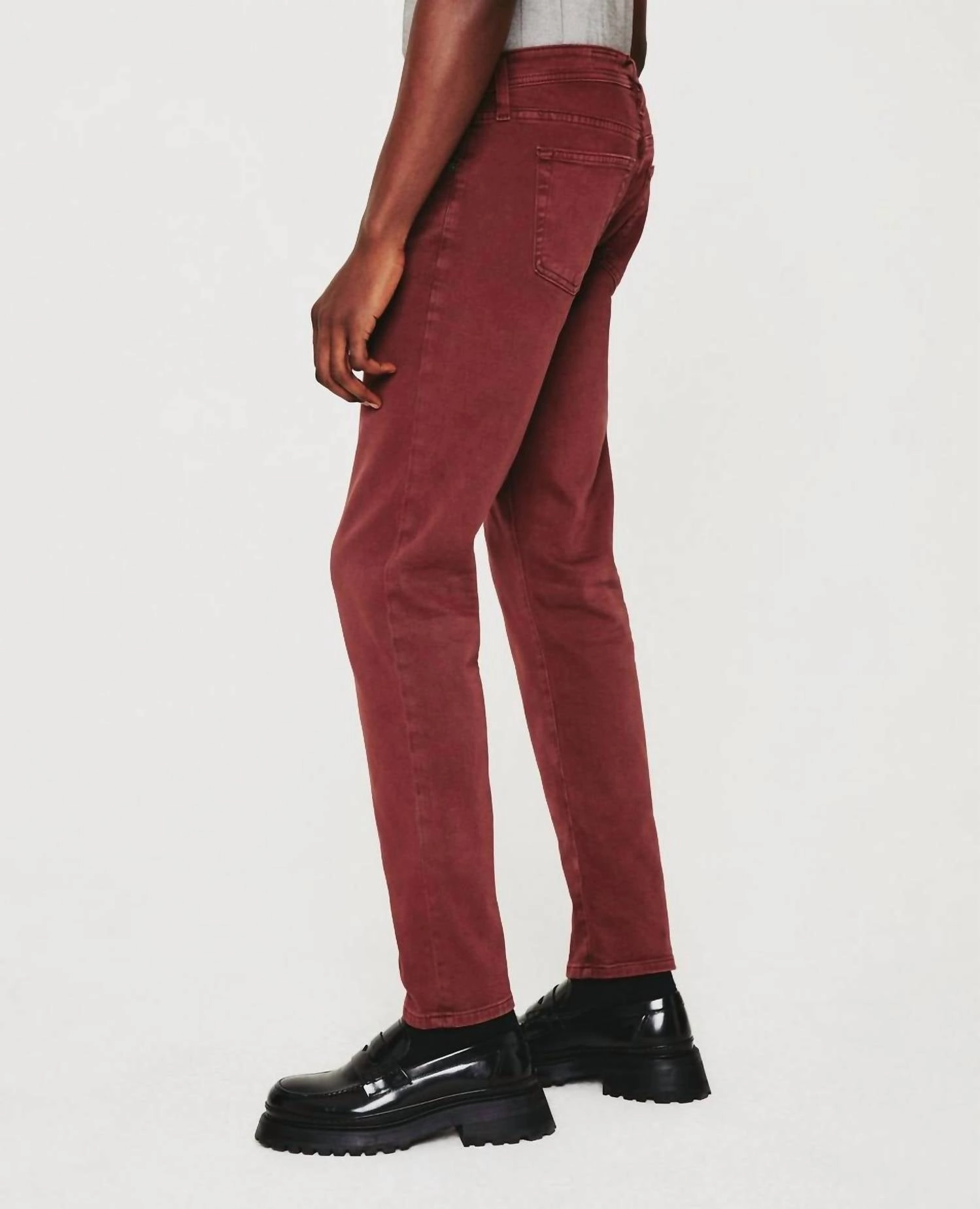 Tellis Modern Slim In 7 Years Sulfur Dark Sangria